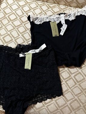 Intimissimi Women's Black Lace & Trimmed Boyshorts (2 pair) Size Large